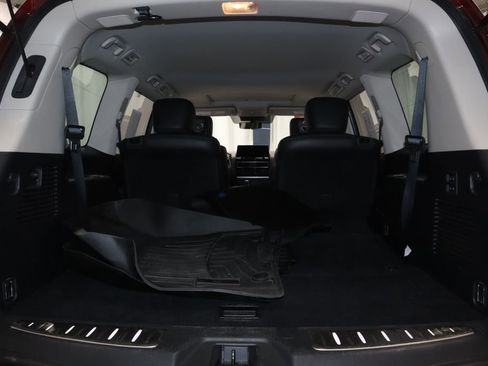 Used 2023 Nissan Armada Platinum w/ Captain's Chairs Package image 15