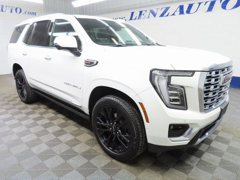 Used 2025 GMC Yukon Denali image 3
