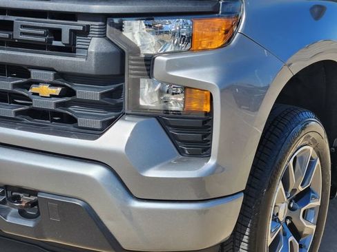 Used 2023 Chevrolet Silverado 1500 Custom AWD/4WD image 17