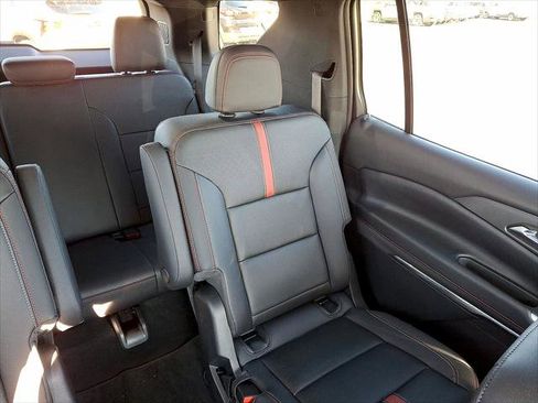 Used 2026 Chevrolet Traverse RS image 14