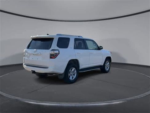 Used 2016 Toyota 4Runner SR5 Premium image 8