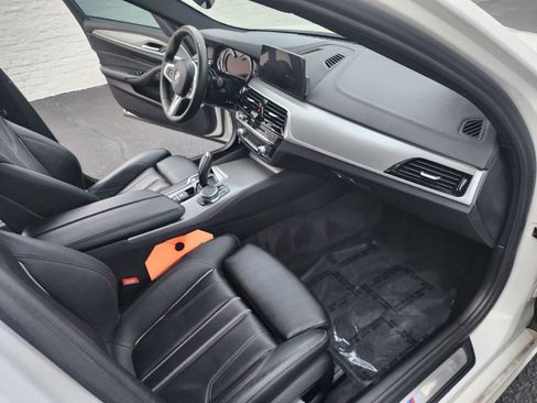 Used 2018 BMW 530i image 13