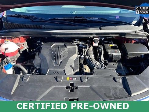 Certified 2022 Kia Carnival SX Prestige image 9