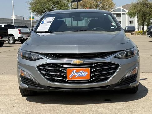 Used 2025 Chevrolet Malibu LT FWD image 9