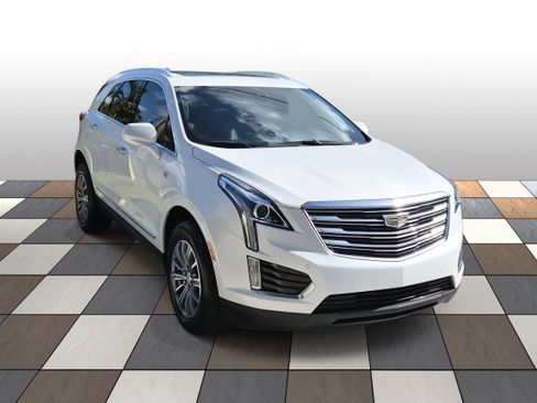 Used 2019 Cadillac XT5 Luxury image 3