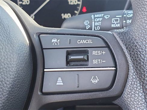 Used 2023 Honda HR-V LX image 21