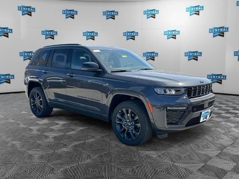 New 2026 Jeep Grand Cherokee Limited AWD/4WD image 7