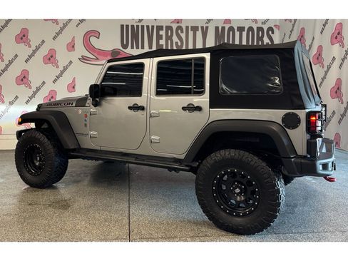 Used 2017 Jeep Wrangler Unlimited Rubicon AWD/4WD image 8