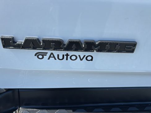 Used 2021 RAM 1500 Laramie w/ Night Edition AWD/4WD image 13