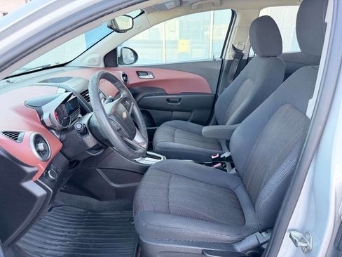 Used 2014 Chevrolet Sonic LT image 12