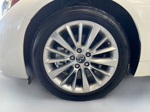 Used 2024 INFINITI Q50 Luxe w/ Cargo Package image 31