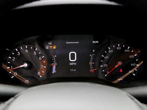 New 2026 Jeep Compass Latitude image 12