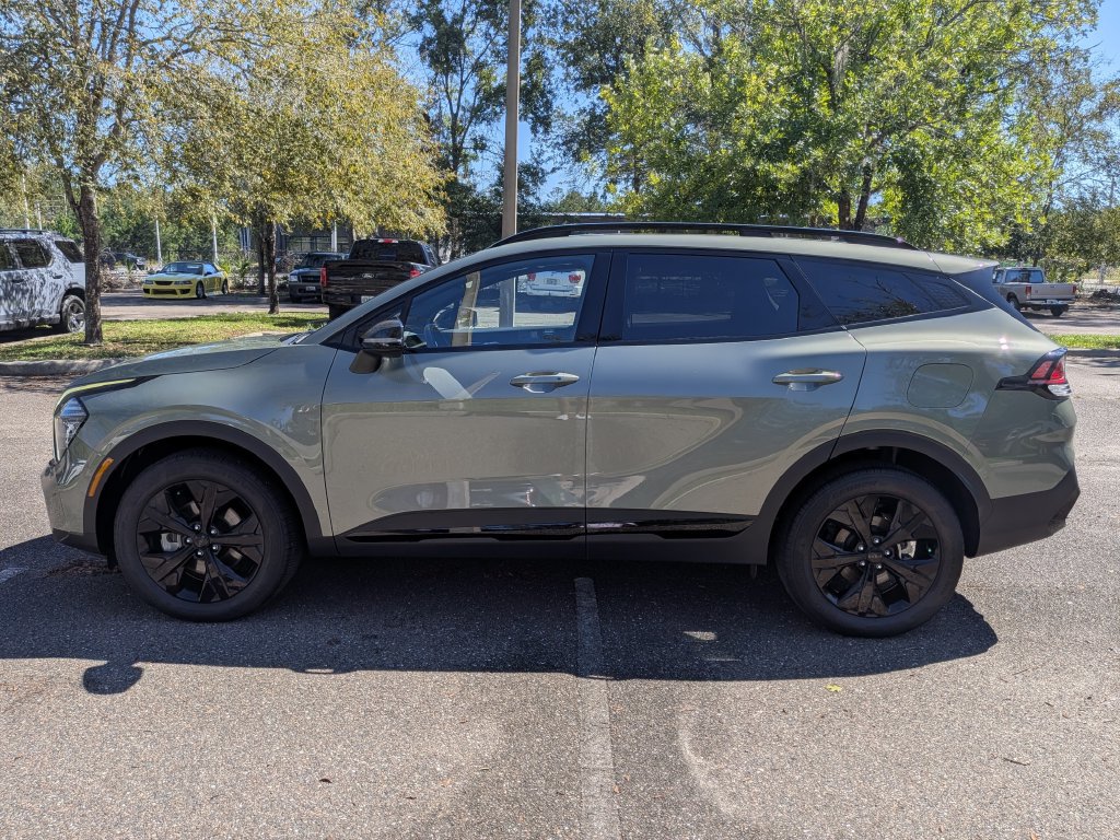 Used 2025 Kia Sportage X-Line w/ Premium Package AWD/4WD image 7