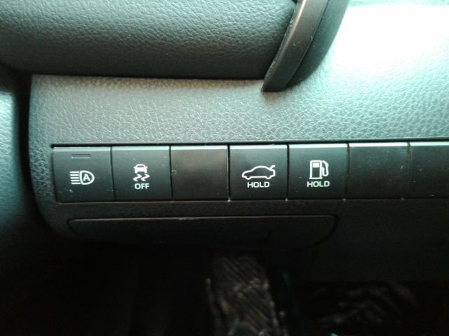 Used 2023 Toyota Camry XSE FWD image 33