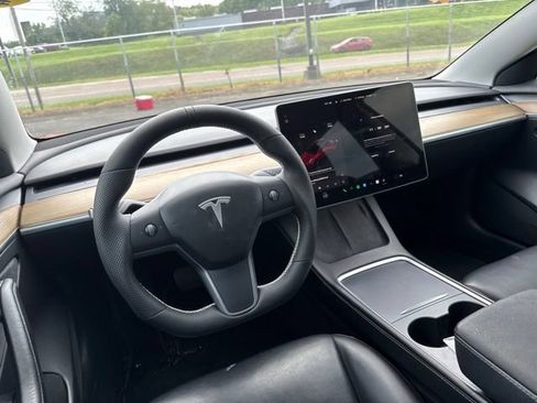 Used 2023 Tesla Model 3 Standard Range RWD image 14