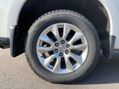 Used 2023 Chevrolet Silverado 1500 Custom image 30