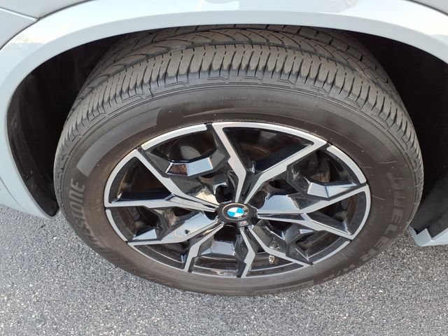 Used 2024 BMW X4 xDrive30i w/ Premium Package AWD/4WD image 13