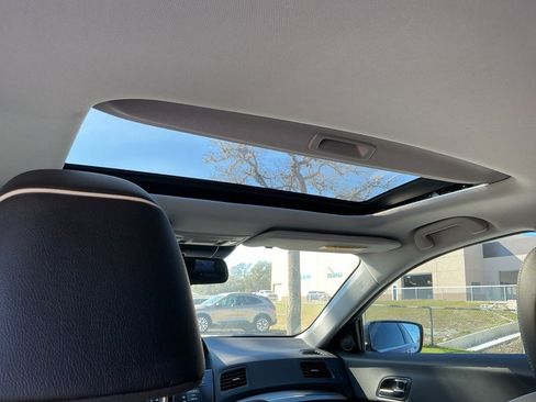 Used 2019 Acura ILX Premium Package image 31