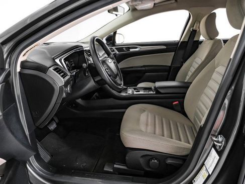 Used 2017 Ford Fusion S image 28