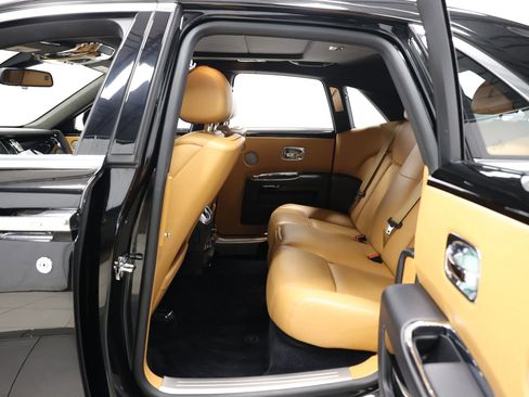 Used 2017 Rolls-Royce Ghost Series II Sedan 4D image 47