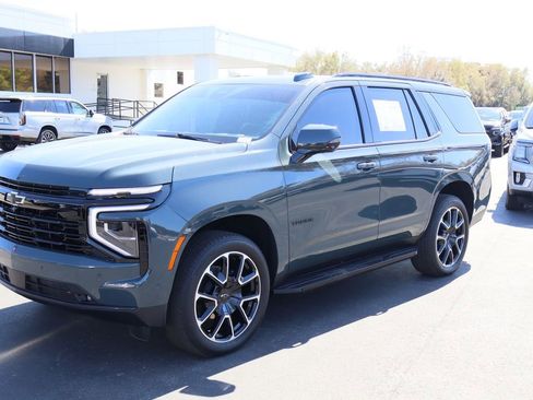 Used 2025 Chevrolet Tahoe RST w/ Comfort Package image 4