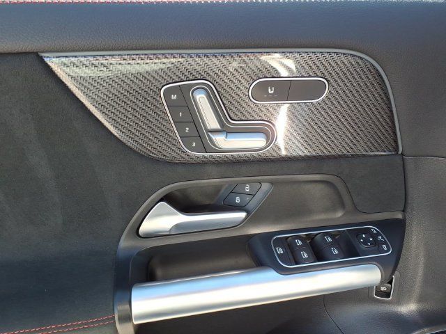 Used 2023 Mercedes-Benz GLA 250 image 13