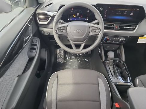 New 2026 Chevrolet TrailBlazer LT w/ Midnight Edition FWD image 14