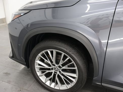 Used 2022 Lexus NX 350h AWD w/ Vision Package image 33