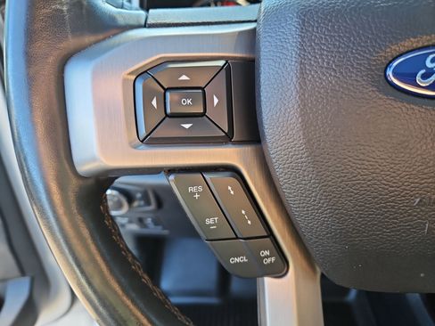 Used 2018 Ford F150 Platinum w/ Equipment Group 701A Luxury image 18