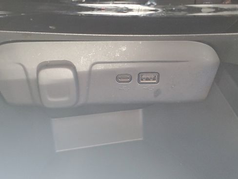 Used 2024 Chevrolet Trax LT w/ Driver Confidence Package image 27