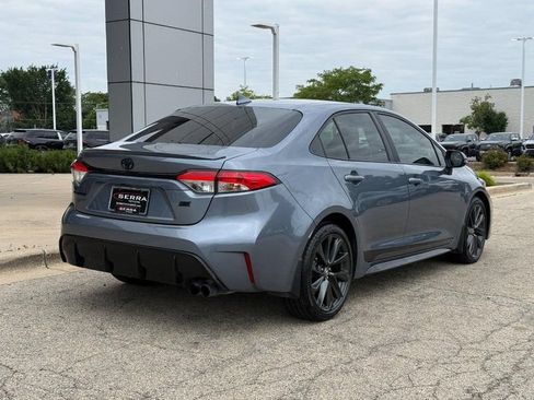 Used 2025 Toyota Corolla SE FWD image 3