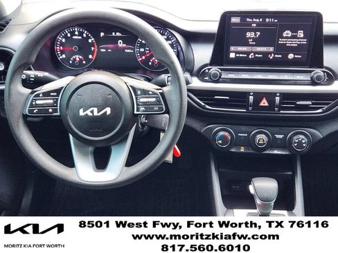 Certified 2022 Kia Forte LXS w/ LXS Technology Package FWD image 25
