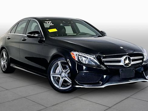 Used 2016 Mercedes-Benz C 300 4MATIC Sedan image 3