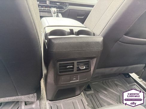 Used 2023 Chevrolet Colorado LT w/ LT Convenience Package II AWD/4WD image 13