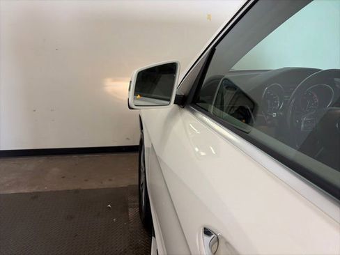 Used 2015 Mercedes-Benz GL 450 4MATIC image 13