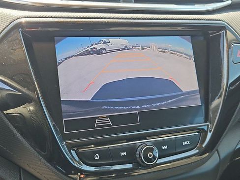 Used 2021 Chevrolet TrailBlazer LT w/ Convenience Package FWD image 14
