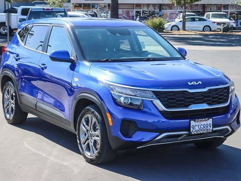 Used 2023 Kia Seltos LX image 5