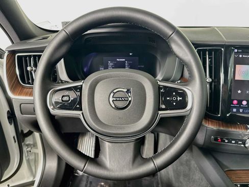 Used 2024 Volvo XC60 T8 Plus w/ Protection Package Premier AWD/4WD image 11