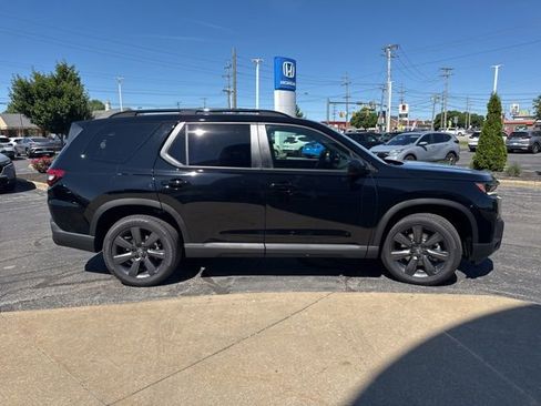 New 2026 Honda Pilot Sport image 4