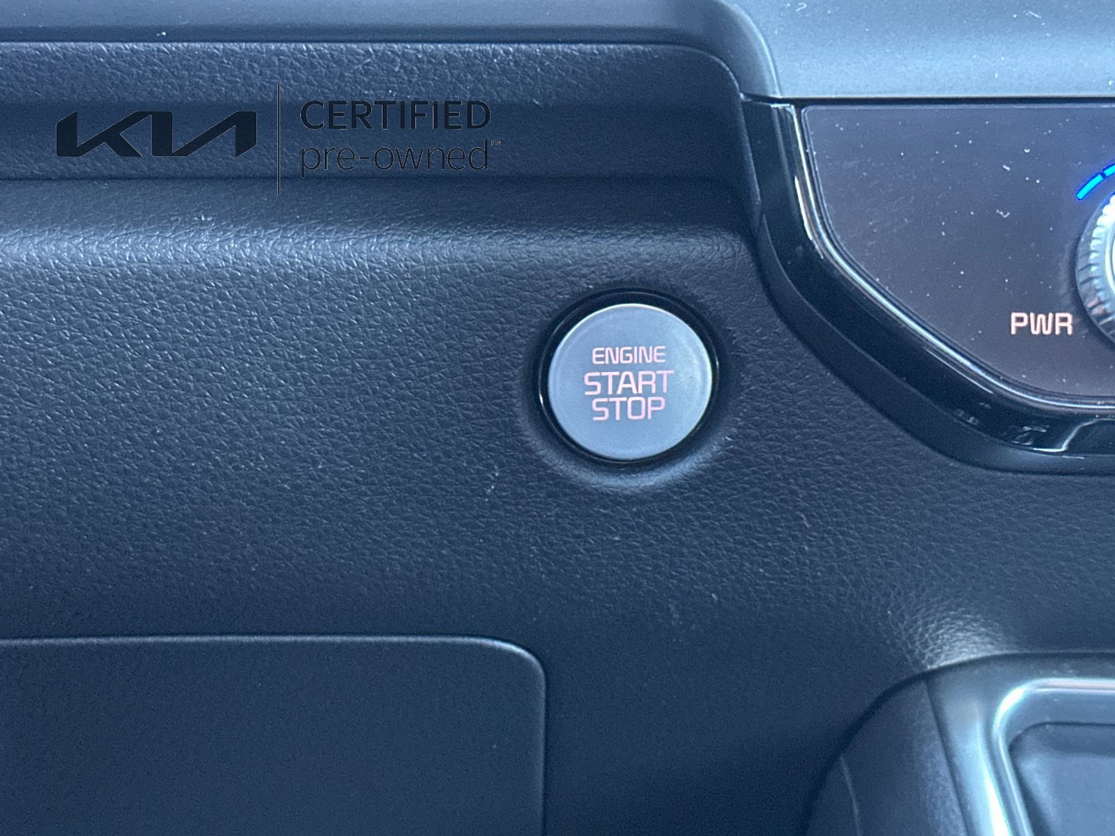 Certified 2025 Kia Carnival SX Prestige FWD image 25