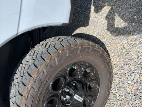 Used 2024 Ford F250 Lariat w/ Lariat Ultimate Package image 6