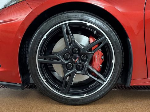 Used 2022 Chevrolet Corvette Stingray Preferred Conv w/ Z51 Performance Package RWD image 8