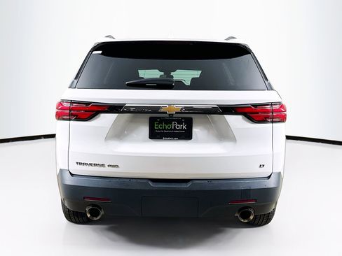 Used 2023 Chevrolet Traverse LT image 7