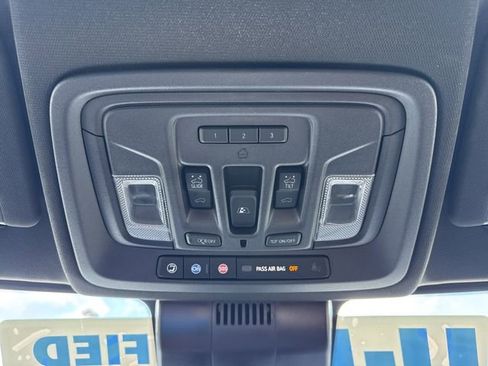 Used 2024 Chevrolet Silverado 1500 High Country w/ High Country Premium Package image 27