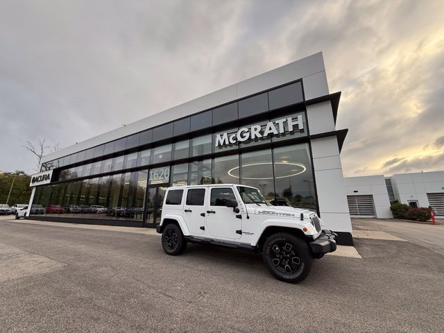 Used 2017 Jeep Wrangler Unlimited Sahara AWD/4WD image 1