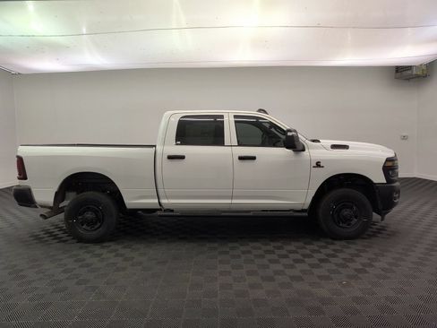 New 2025 RAM 2500 Tradesman AWD/4WD image 7