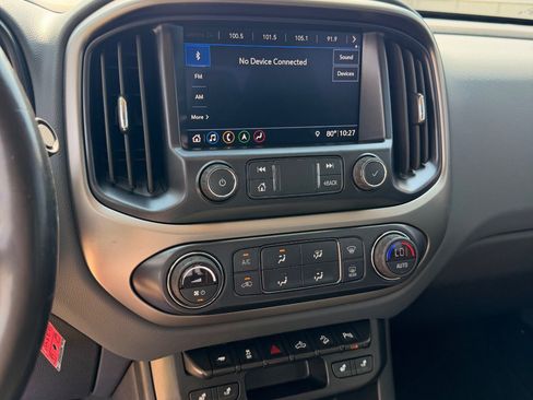 Used 2020 Chevrolet Colorado Z71 AWD/4WD image 18