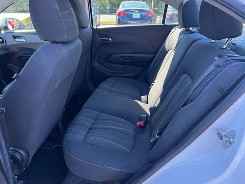 Used 2018 Chevrolet Sonic LT image 17