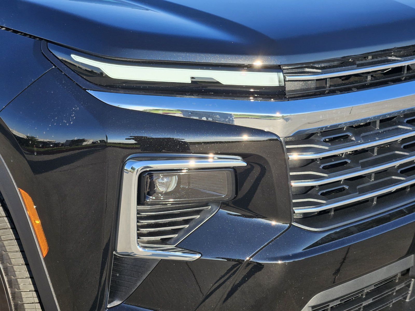 New 2027 Chevrolet Traverse LT FWD image 9