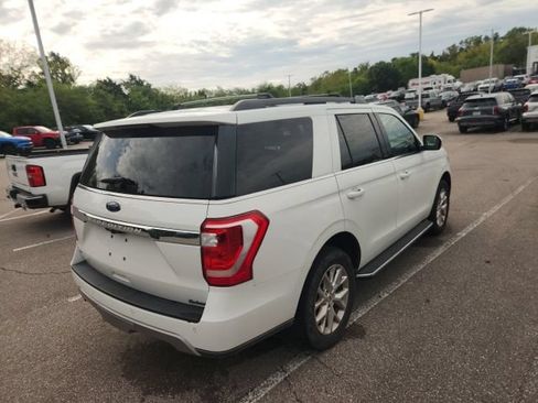 Used 2021 Ford Expedition XLT AWD/4WD image 6